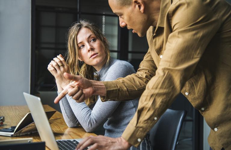 Intern spreken met stijl